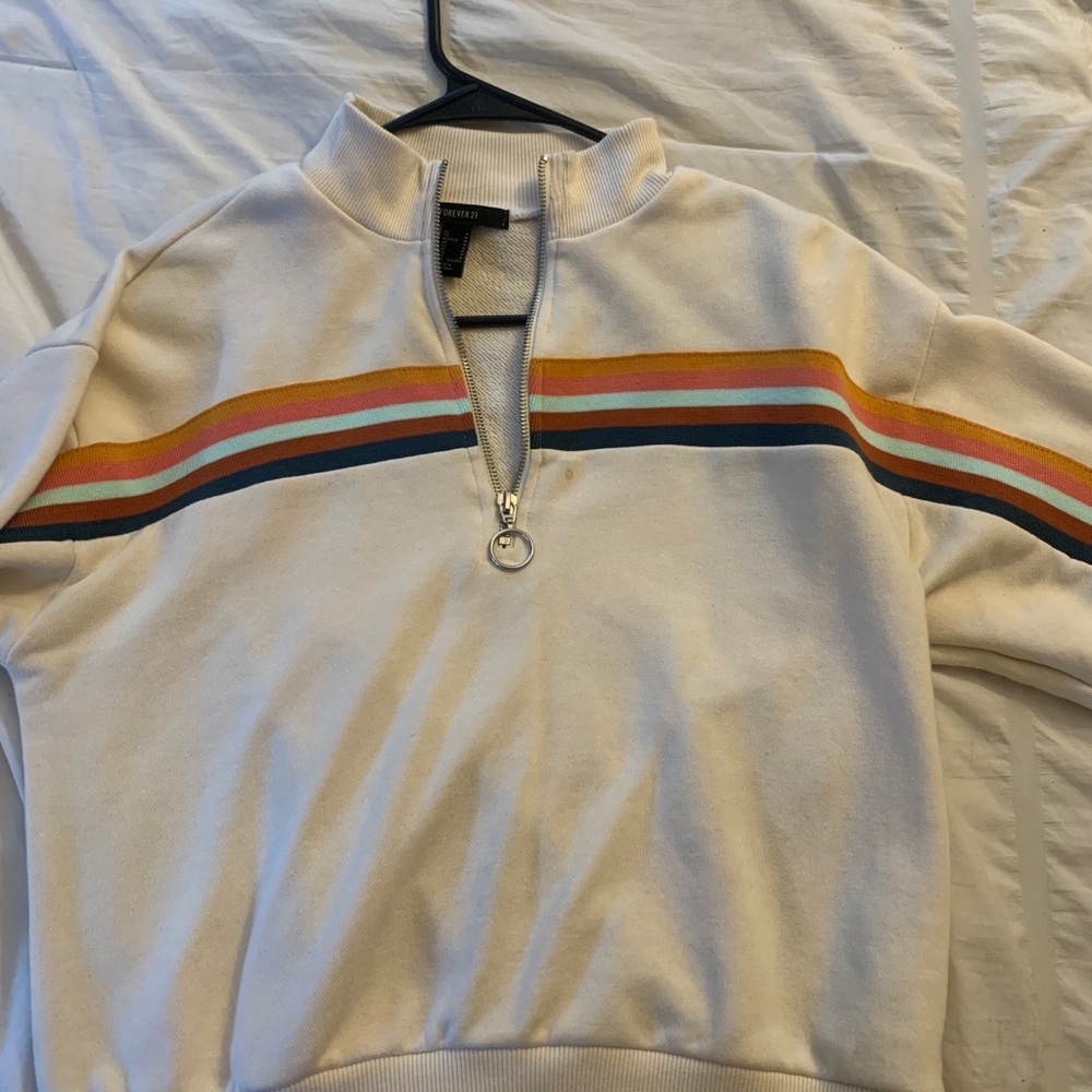 2 sweaters - Picture 2 of 3